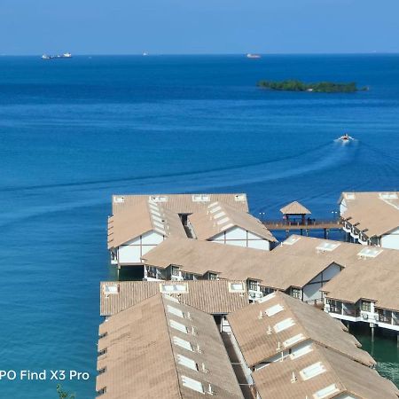 Glory Beach Private Resort 2Br Порт-Диксон Экстерьер фото